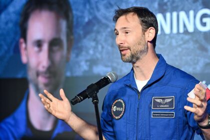 Sławosz Uznański i Mirosław Hermaszewski-Wiśniewski wrócili na Ziemię – misja zakończona sukcesem!